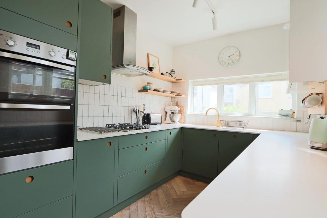 Dunford Road 2 Bedroom House Leilighet Bristol