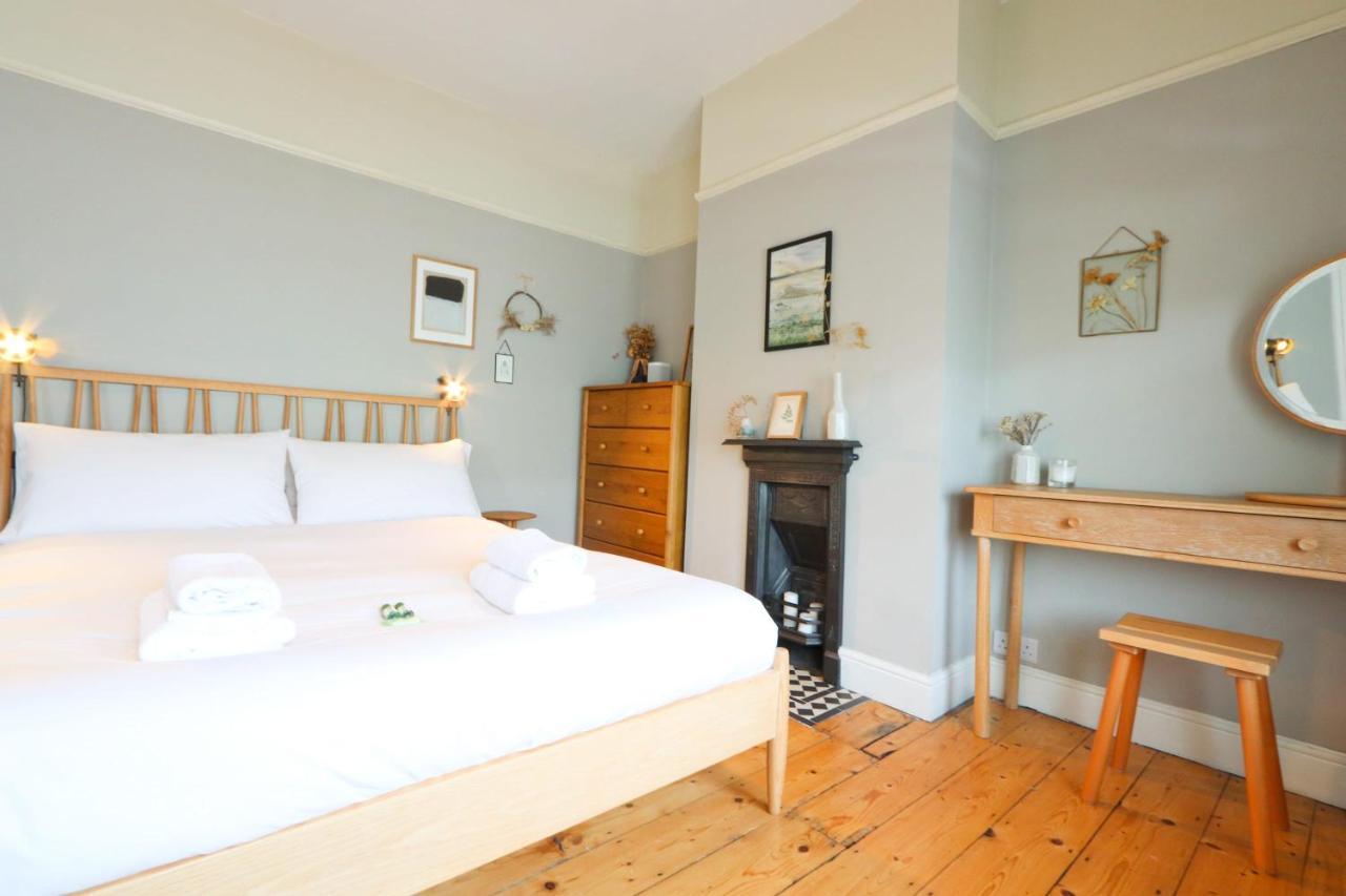 Dunford Road 2 Bedroom House Leilighet *