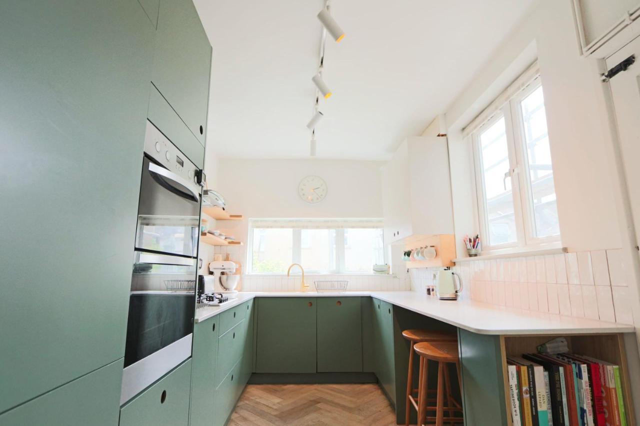 Dunford Road 2 Bedroom House Bristol